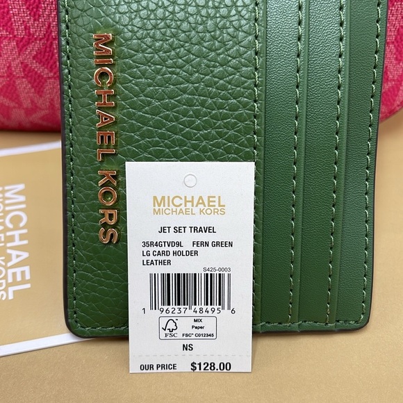 MICHAEL KORS
Large Pebbled Leather Card Holder Case
Fern Green 
NWT - Picture 7 of 16